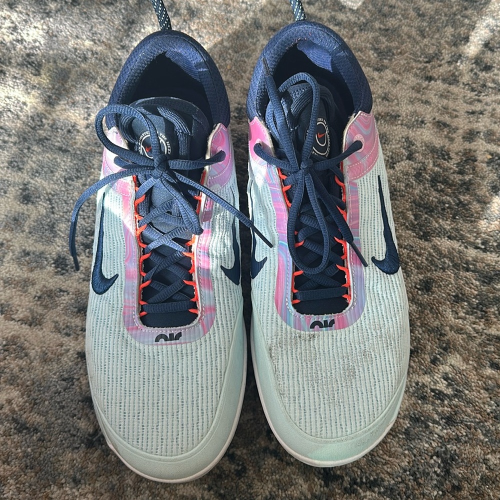 Men’s Nike shoes, 12.5